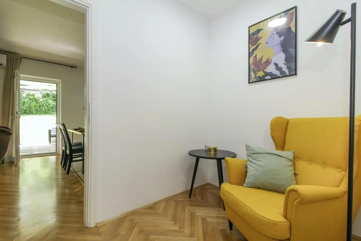 Hotel Roana In Porec - Istrien 0*,